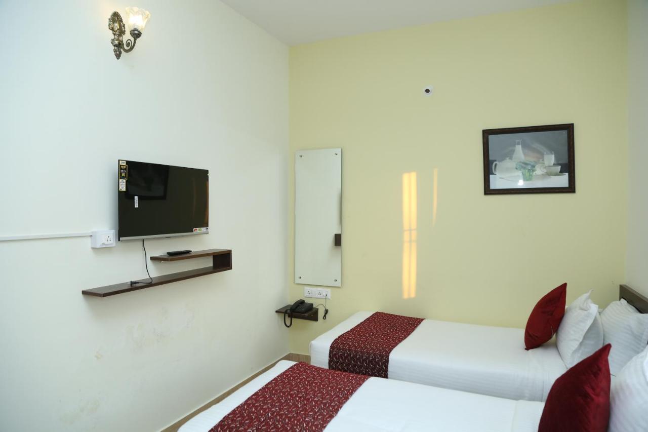 Hotel Bangalore Airport Inn, Near Kempegowda Airport, Airport Pickup & Drop Available 24X7 Devanahalli Exterior foto
